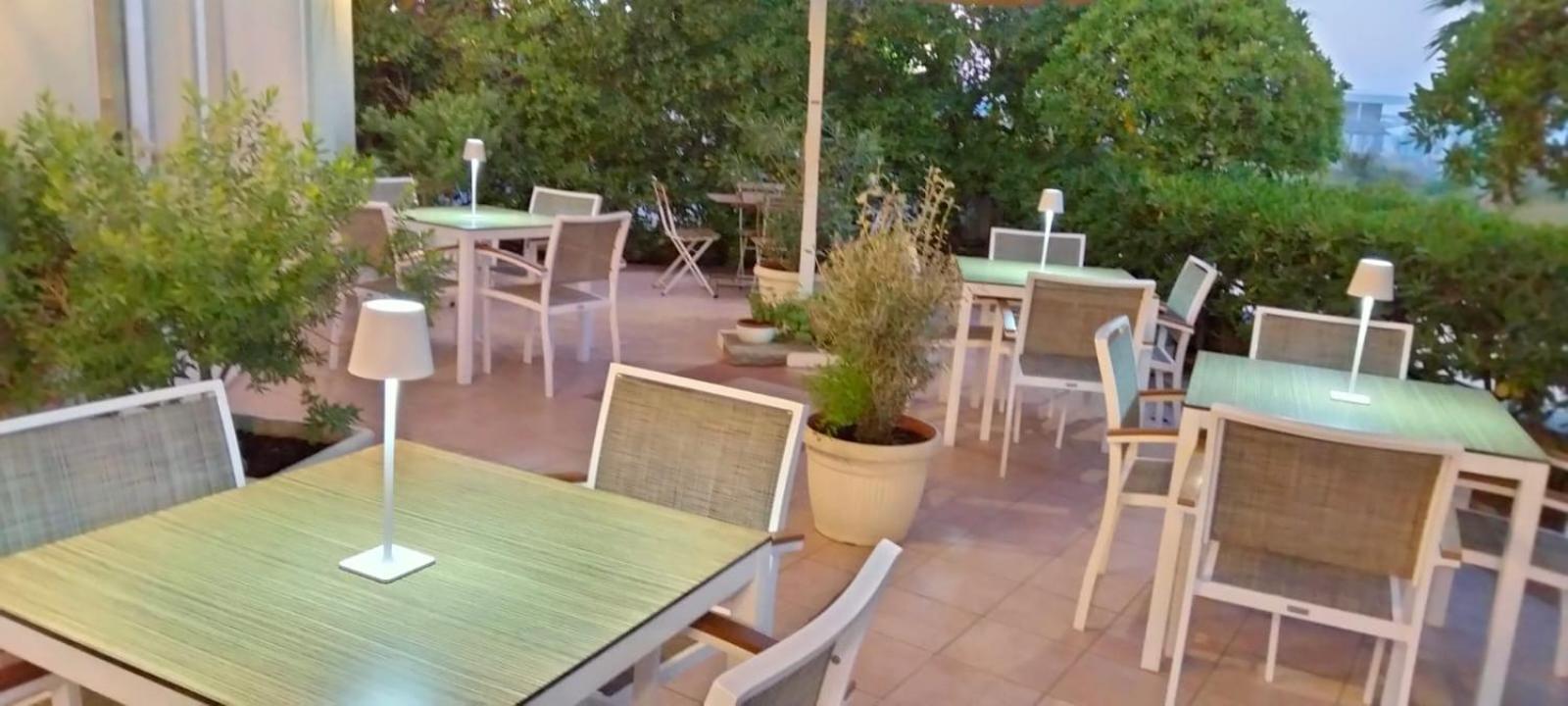 Hotel Rosati Ріміні Екстер'єр фото